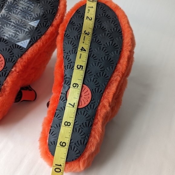 Ugg Fluff Yeah Slide Furry Fuzzy Slipper, Graphic Logo Elastic Strap Hazard sz 6 - Picture 9 of 10